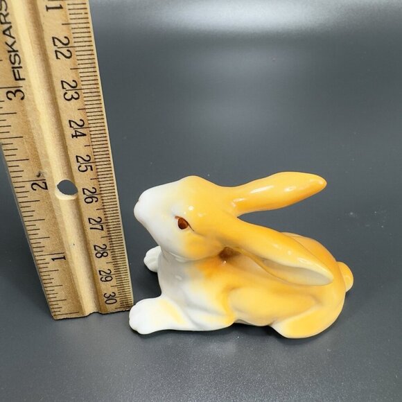Vintage Bone China Small Rabbit Bunny Porcelain Figurine Tan White Figure VTG - Picture 2 of 11